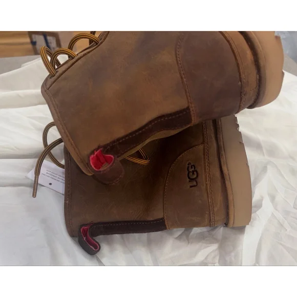 New UGG Men’s 10 Outdoor Luxe Waterproof Leather Fleece Lined Winter Boots NWT - Picture 7 of 10